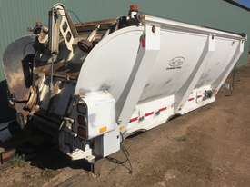 Trout River 13m Live Body Trailer - picture0' - Click to enlarge