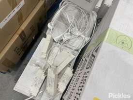 Pallet Lot of Assorted LED Downlights & Drivers - picture1' - Click to enlarge