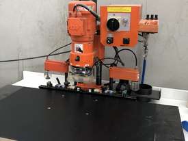 Blum press in good working condition  - picture0' - Click to enlarge