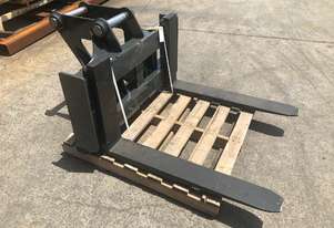 GARDNER ENGINEERING - Pallet Forks for Excavators
