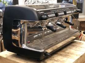 LA CIMBALI M39 GT 3 GROUP BLACK AND STAINLESS ESPRESSO COFFEE MACHINE - picture0' - Click to enlarge