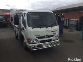 2013 Hino 300 Trade Ace - picture0' - Click to enlarge