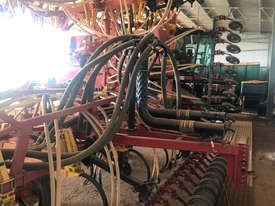 Bourgault 9400 Air Seeder Seeding/Planting Equip - picture2' - Click to enlarge
