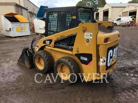 CATERPILLAR 226B3 Skid Steer Loaders - picture2' - Click to enlarge