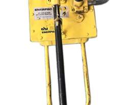 Enerpac Pump P462 Manual Hydraulic 10000 PSI 3 way 2 position - picture0' - Click to enlarge