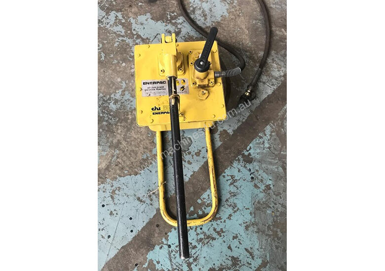 Used enerpac Enerpac Pump P462 Manual Hydraulic 10000 PSI 3 way 2