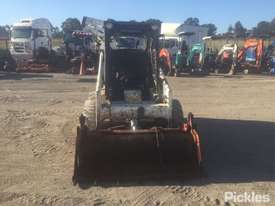 1989 Bobcat 743 - picture1' - Click to enlarge