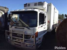 2008 Hino FD 1024 - picture1' - Click to enlarge