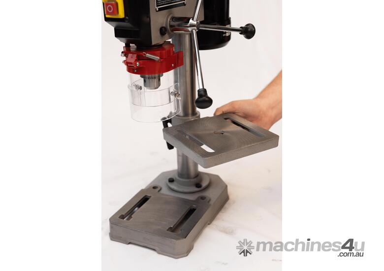 caption Oltre 200mm (8