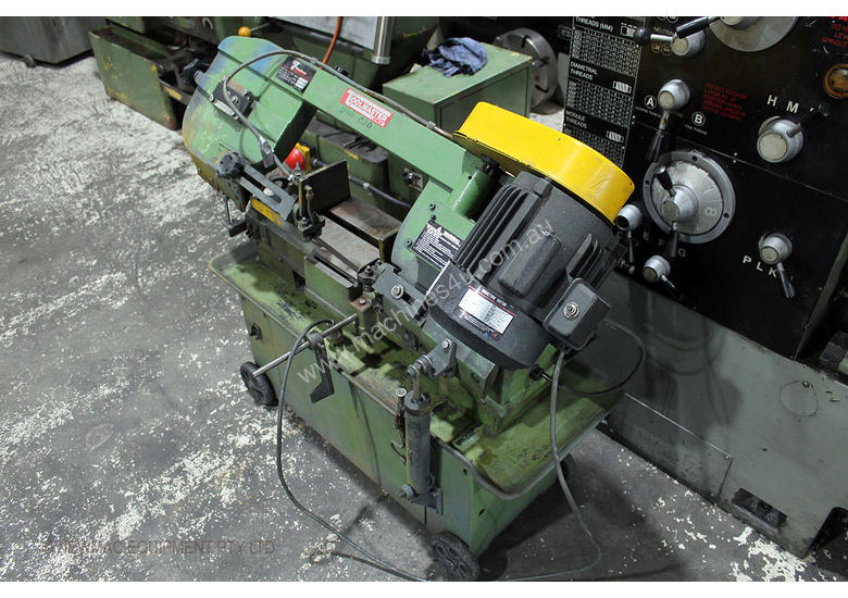 caption Toolmaster RF 712 Horizontal Bandsaw