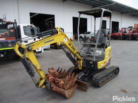 2016 Yanmar VIO-17 - picture2' - Click to enlarge