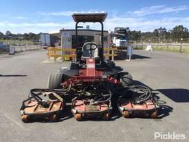2005 Toro GroundsMaster 4500D - picture1' - Click to enlarge