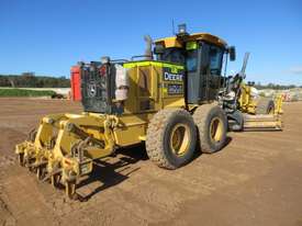 2010 JOHN DEERE 872GP MOTOR GRADER - picture2' - Click to enlarge