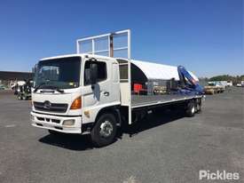2003 Hino GH1J - picture2' - Click to enlarge