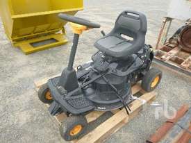 MCCULLOCH MOWCART 66 Mower - picture0' - Click to enlarge