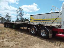 45 ft flat bed trailer - picture0' - Click to enlarge