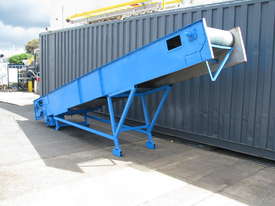 Large Incline Motorised Belt Conveyor - 5m long - picture1' - Click to enlarge