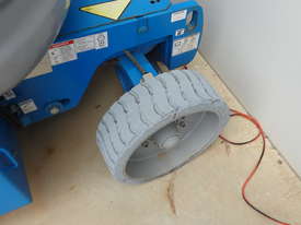 Ex Demo - 2020 Genie Z40/23N RJ - Narrow Electric Knuckle Boom - picture2' - Click to enlarge