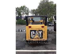 CATERPILLAR 232B2 Skid Steer Loaders - picture2' - Click to enlarge