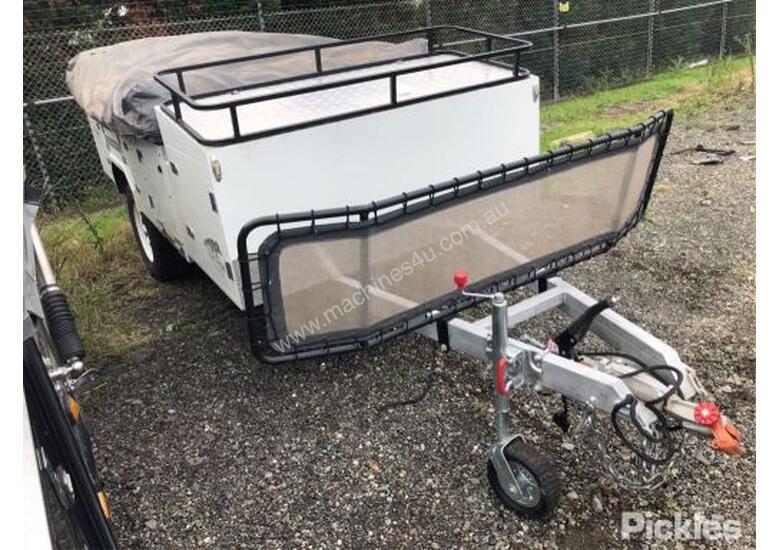 Buy Used Blue Tongue Campers 2016 Blue Tongue Campers Compaks 0P02