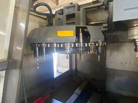 LEADWELL VERTICAL  MACHINING CENTRE - picture1' - Click to enlarge