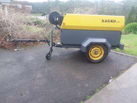 Air Compressor Towable - picture0' - Click to enlarge