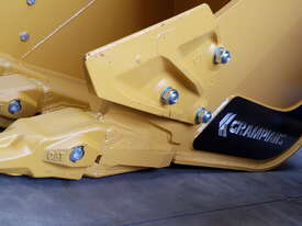 FREE CAT TEETH PROMOTION - NEW ONTRAC PREMIUM EXCAVATOR DIGGING BUCKETS - picture2' - Click to enlarge