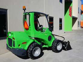 Avant 745 Mini Loader W/ Log Grab - picture1' - Click to enlarge