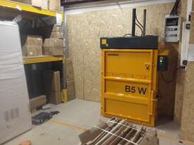 Bramidan B5W Vertical Baler | Cardboard and Plastic Baler | Great for handling large boxes - picture2' - Click to enlarge