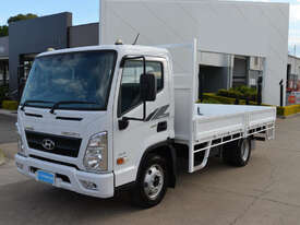 2020 HYUNDAI MIGHTY EX6 Tray Truck - Tray Top Drop Sides - picture0' - Click to enlarge