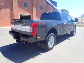 Unused 2020 Ford F250 Limited Superduty Crew Cab 4x4 Pickup - picture1' - Click to enlarge