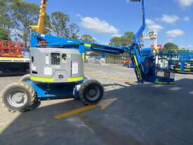 Genie Z34/22 4WD Knuckle Boom - picture2' - Click to enlarge