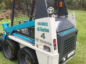 Toyota  Huski bobcat - picture0' - Click to enlarge