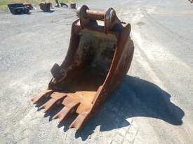 850mm Digging Bucket - picture0' - Click to enlarge