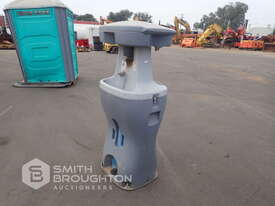 PORTABLE HANDWASHING STATION - picture0' - Click to enlarge