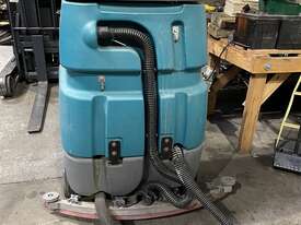 Tennant T7 ECO H20 Scrubber - picture2' - Click to enlarge