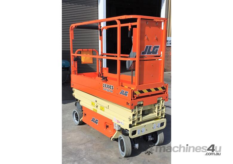 caption JLG ES1932 19 foot Electric Scissor Lift - NEW