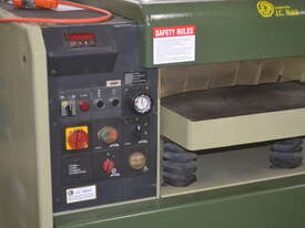 SCM  S630 Thicknesser - picture1' - Click to enlarge