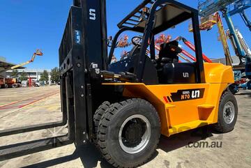 UN Forklift 7T Diesel, Heavy Duty: Forklifts Australia - the Industry Leader!