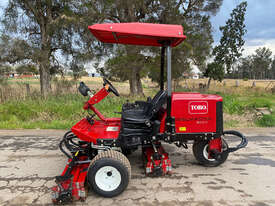 Toro 3100 Golf Greens mower Lawn Equipment - picture0' - Click to enlarge