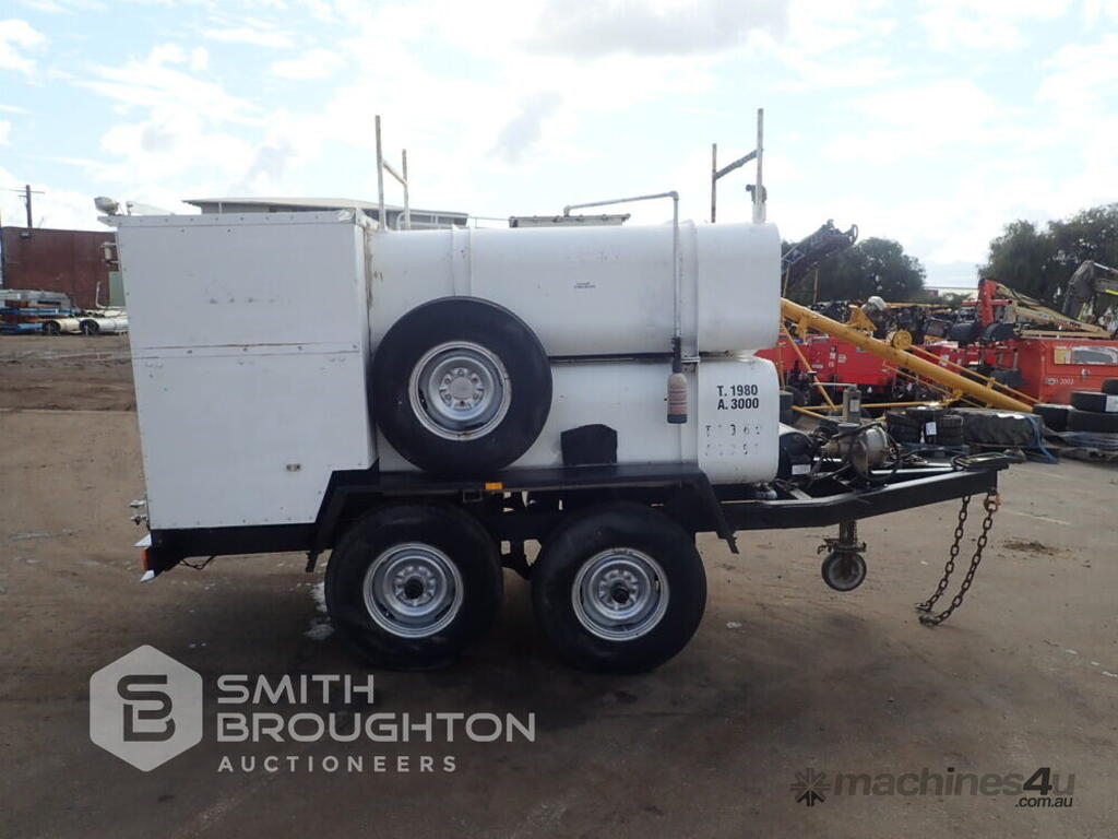 Buy Used 1986 BOLTON TANDEM AXLE SERVICE TRAILER Trailers in , Listed