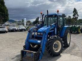 New Holland TS90 Utility Tractors - picture2' - Click to enlarge