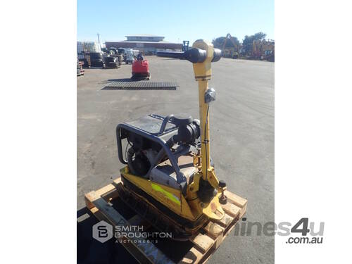 2014 WACKER NEUSON DPU4045 DIESEL PLATE COMPACTOR