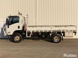 2015 Isuzu NPS 65-155 - picture1' - Click to enlarge