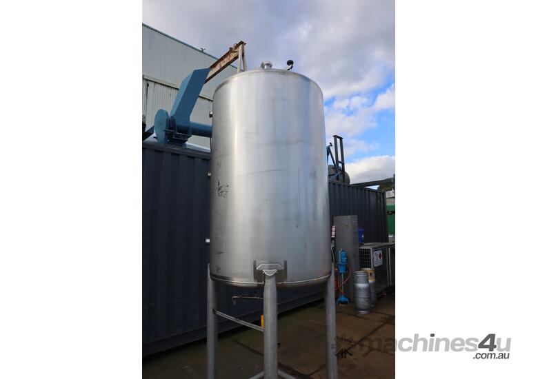 caption Tall Stainless Steel Tank - 950L