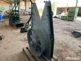 PTO Air Blast Fan - Never Used - picture2' - Click to enlarge