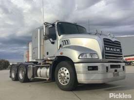 2015 Mack Granite - picture0' - Click to enlarge