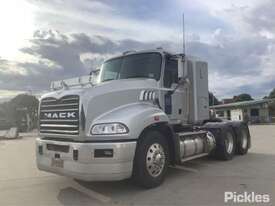 2015 Mack Granite - picture0' - Click to enlarge