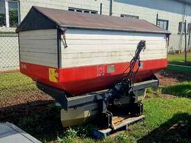 Used Vicon RO XL Spreader - picture0' - Click to enlarge