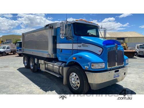 Kenworth T359